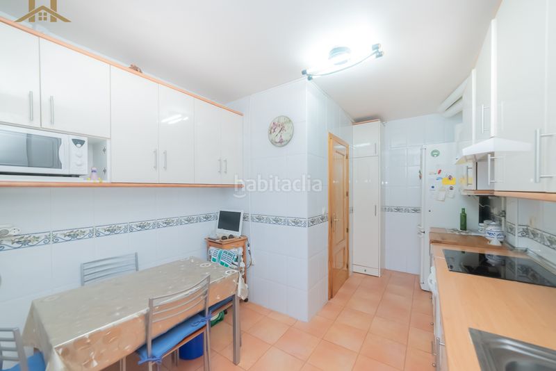 Foto cb536a2f-72f6-4a5b-a8f6-2da0139ee3d7. Casa aparellada amb calefacció aparcament a Covadonga - Los Manzanos Navalcarnero