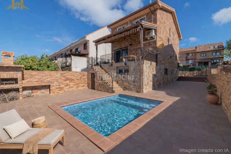 Foto f363b171-b12b-45f4-8641-e3df2be512c3. Casa aparellada amb calefacció aparcament a Covadonga - Los Manzanos Navalcarnero
