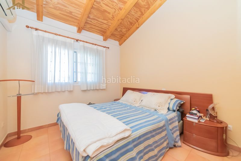 Foto fa423f1f-e202-4852-b016-689d8269a54f. Casa aparellada amb calefacció aparcament a Covadonga - Los Manzanos Navalcarnero