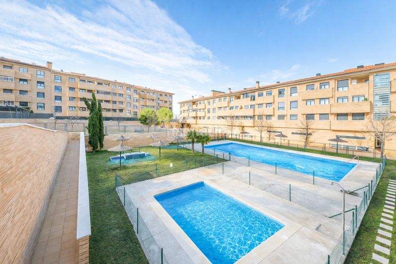Foto f7232d5a-4fbd-4243-b8ca-781886b5ec28. Pis amb calefacció aparcament piscina a La Dehesa - El Pinar Navalcarnero