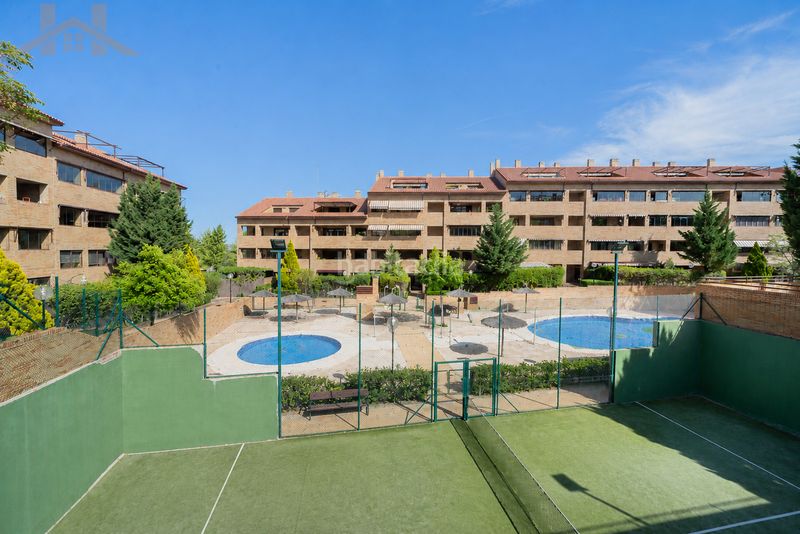 Foto 8e0717d3-d752-4df5-a15b-6514602b2ec0. Appartamento in avenida mari-martín 1 in La Dehesa - El Pinar Navalcarnero