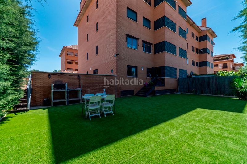 Foto fb225a7b-e97e-4a22-8ed7-a8e144147b14. Piano terra in calle del arcángel gabriel 5 in La Dehesa - El Pinar Navalcarnero