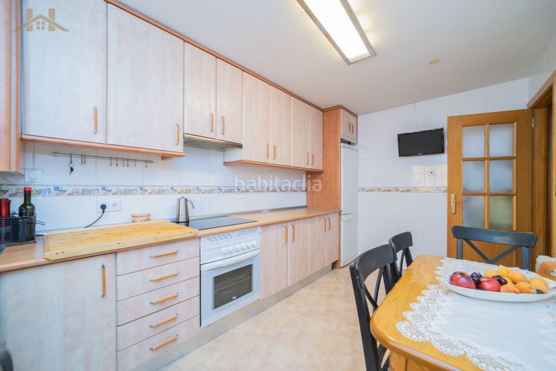 Foto a69df15d-3689-4de8-b431-b6e99678ed20. Casa adossada amb calefacció aparcament piscina a Navalcarnero