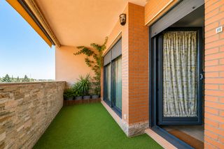 Etagenwohnung  Calle del pino silvestre 5. Piso de 3 habitaciones con terraza en el pinar