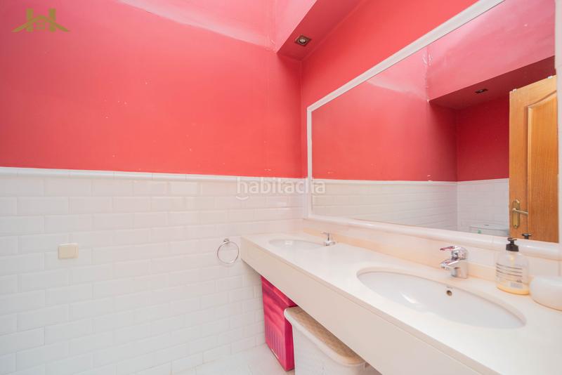 Foto fc45e043-0e75-4e33-b944-12eee486b5f4. Casa amb calefacció aparcament piscina a El Olivar de Mirabal Boadilla del Monte