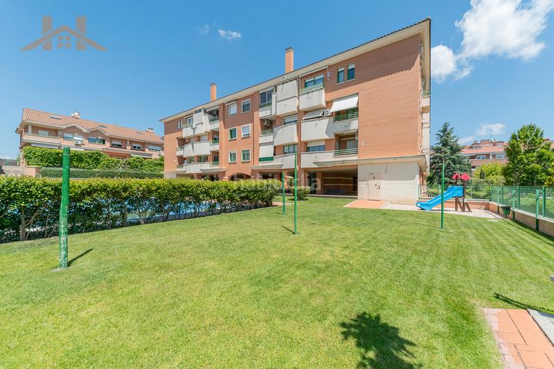 Foto 4b79cc5c-971d-490b-928b-473c35e62ec0. Appartamento con riscaldamento parcheggio piscina in Boadilla del Monte
