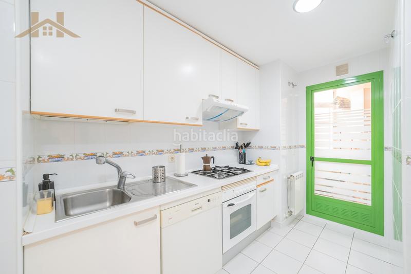 Foto d27629ac-71ff-4941-a31e-7ed7bfe43c6e. Appartamento con riscaldamento parcheggio piscina in Boadilla del Monte