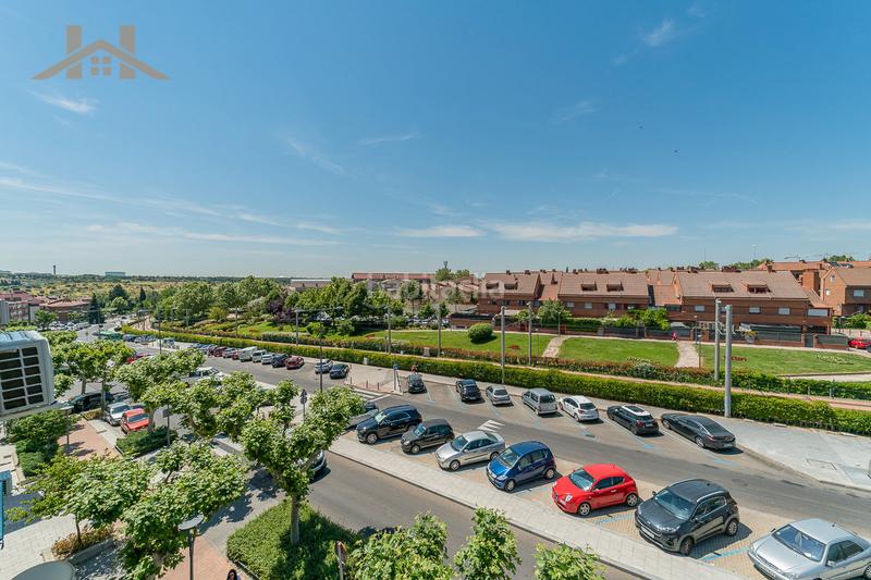 Foto c6e5c806-ca30-421c-b0c0-81b0756e7292. Piso en calle nueva 2 piso en venta en calle nueva, 2 en Boadilla del Monte