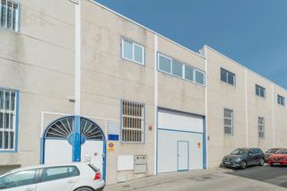 Nave industrial en Calle arganda 7. Espectacular nave en venta en ventorro del cano