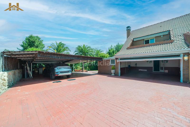 Foto 21a7c108-35c8-4424-9d4e-31f372e13789. Chalet casa o chalet independiente en venta en calle playa del saler en Boadilla del Monte