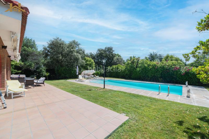 Foto 2c5500af-2e42-4be2-ac6f-67f7f1bc9390. Chalet casa o chalet independiente en venta en calle playa del saler en Boadilla del Monte