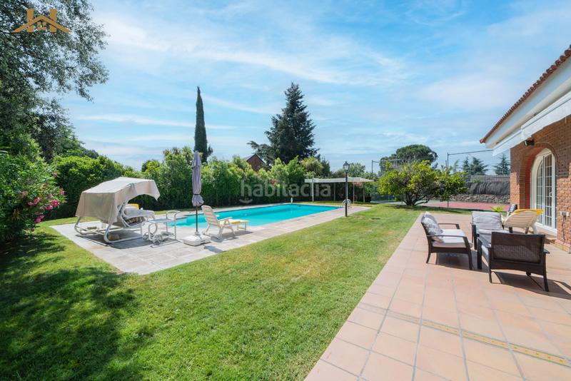 Foto 302e0774-ce95-46f9-b4fc-36c71c2671d5. Chalet casa o chalet independiente en venta en calle playa del saler en Boadilla del Monte