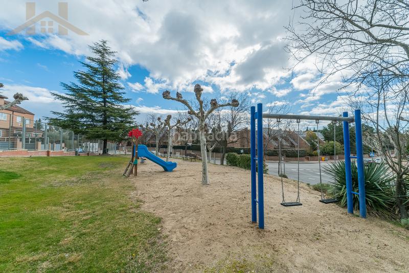 Foto 003a86ac-02cd-42fa-a952-2b674c4e4add. Casa adossada a calle isla cristina 3 a Valdepastores-Las Encinas Boadilla del Monte