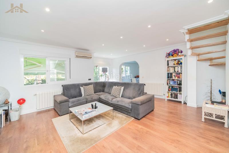 Foto f46c7eac-5422-4b7a-9e82-3f3ef8b39425. Casa adossada a calle isla cristina 3 a Valdepastores-Las Encinas Boadilla del Monte