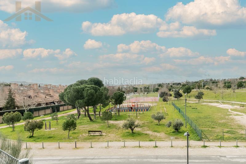 Foto fda2f244-4a49-463f-b066-74383311d324. Casa adossada a calle isla cristina 3 a Valdepastores-Las Encinas Boadilla del Monte