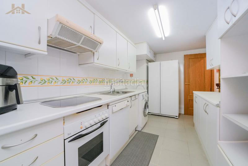 Foto d5bd45e2-244b-4110-8b26-ec5df5d742c0. Appartamento in calle las camelias 5 in Valderas-Los Castillos Alcorcón