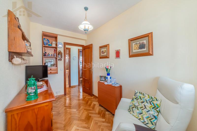 Foto 3483853e-6e9a-4f75-bcfb-9e8d5e1f60f9. Flat in calle venus 5 in Valderas-Los Castillos Alcorcón