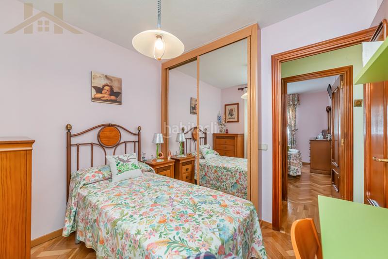 Foto c1c7f71c-c862-49a3-a0d1-43cd08769511. Flat in calle venus 5 in Valderas-Los Castillos Alcorcón