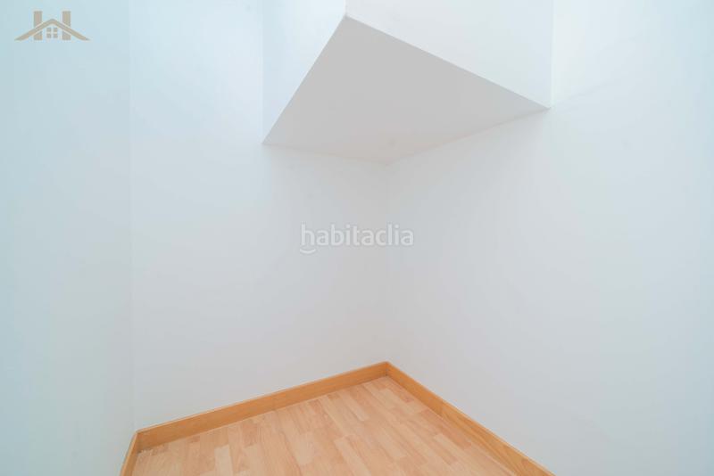 Foto 5cdbf029-c74b-4079-ba70-0de415116cc7. Tríplex a avenida m-40 9 a Campodón-Ventorro del Cano Alcorcón