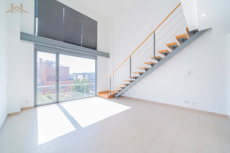 Foto c19e95de-ba40-45e8-bb14-4cb82eb2cfc6. Tríplex a avenida m-40 9 a Campodón-Ventorro del Cano Alcorcón