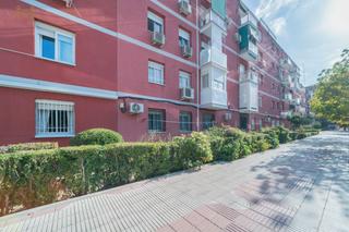 Ground floor  Calle carballino 11. Increible bajo en los castillos