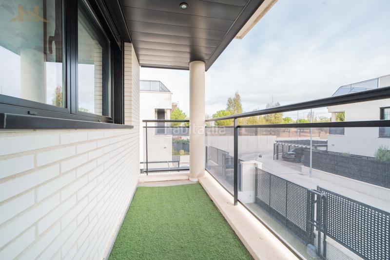 Foto 89119a43-e899-4387-bad0-5d8696d74e8c. Casa bifamiliare con riscaldamento parcheggio piscina in Boadilla del Monte