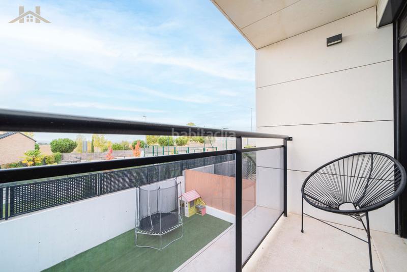 Foto a067270e-3b2a-40ea-bd11-e8a56a84d76b. Towny house with heating parking pool in Valenoso Boadilla del Monte