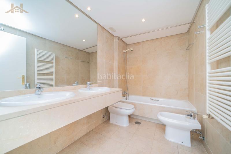 Foto 1e68b995-15f4-42ad-8c6a-a81989dfd24a. Planta baixa amb calefacció piscina a Sector B Boadilla del Monte