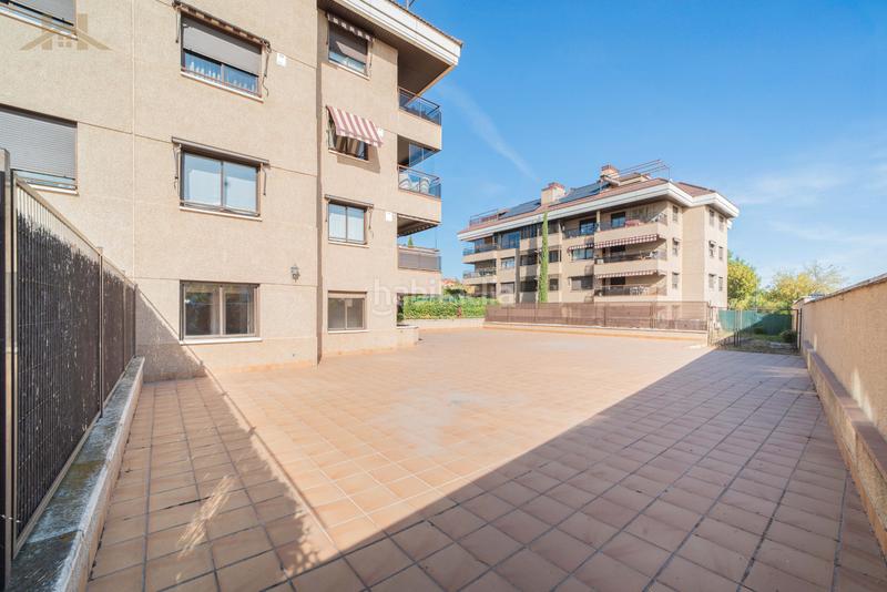 Foto 4678e191-256e-4870-b806-fbfe58a1ea7f. Planta baixa amb calefacció piscina a Sector B Boadilla del Monte