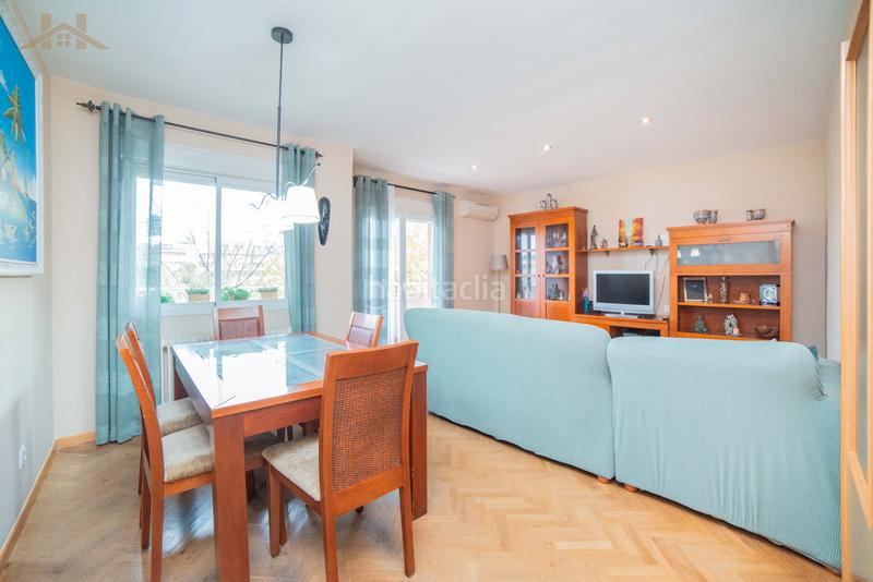 Foto 0bf10c3f-7559-4861-9e02-0b9f1462074d. Pis amb calefacció piscina a Sector B Boadilla del Monte