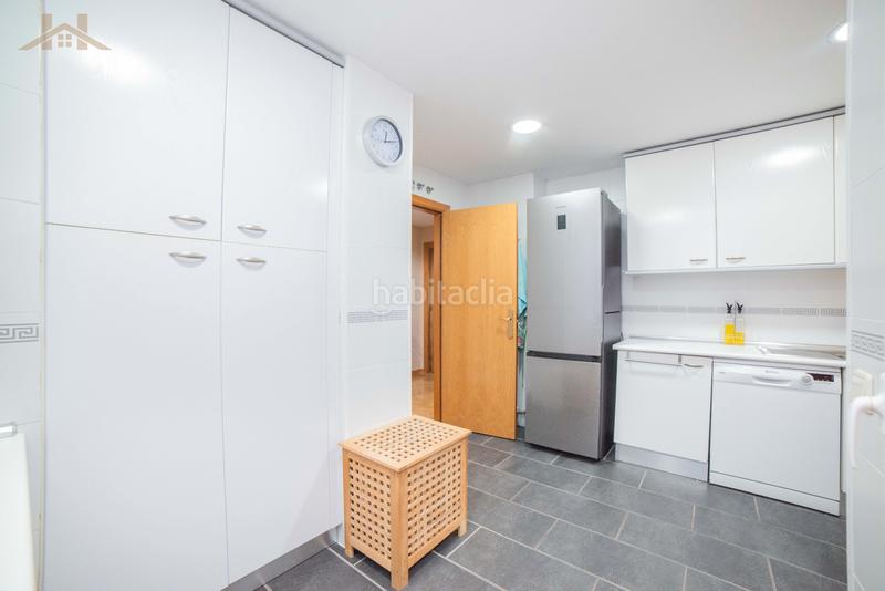 Foto 3e00ba99-b843-4f58-b1f5-ac7035478788. Pis amb calefacció piscina a Sector B Boadilla del Monte