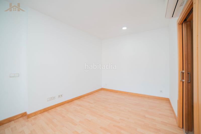 Foto c223b4b5-698d-4fca-a6cf-3283609ec43f. Flat in avenida m-40 15p in Campodón-Ventorro del Cano Alcorcón