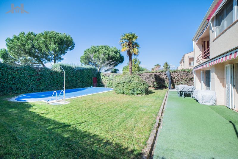 Foto 1aab8587-44d6-4968-8270-dfb00aab1d47. Casa aparellada a calle playa de suances 8d a Valdecabañas Boadilla del Monte