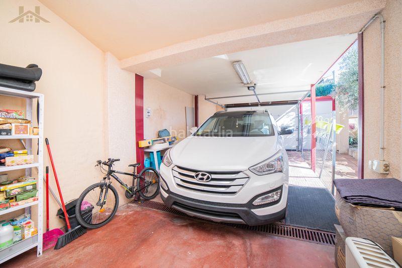 Foto c90ff748-f5c3-4b82-b10e-5e74b0a30ca9. Casa aparellada a calle playa de suances 8d a Valdecabañas Boadilla del Monte