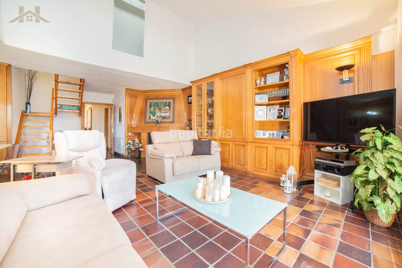 Foto d94760bc-01a6-4dac-ba36-2c5ff39669e2. Casa aparellada a calle playa de suances 8d a Valdecabañas Boadilla del Monte