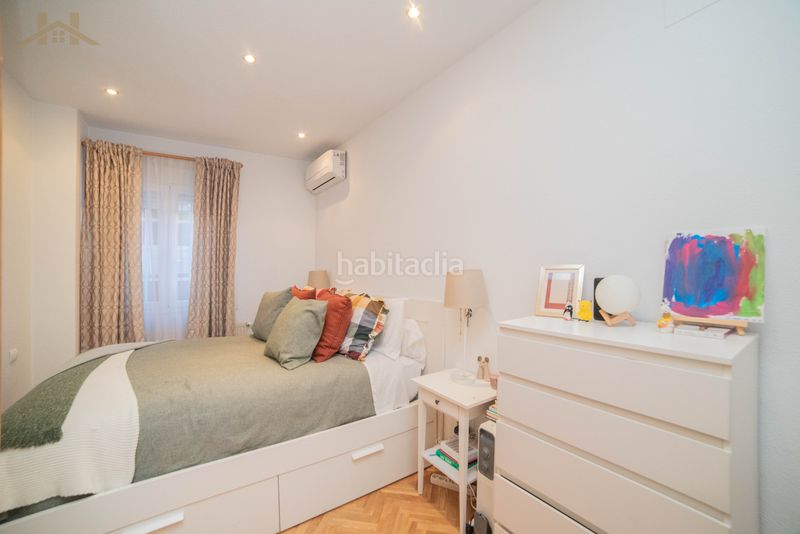 Foto fd2e2276-9abb-4f7d-8f09-8309e0c9f81b. Pis amb calefacció aparcament piscina a Sector B Boadilla del Monte