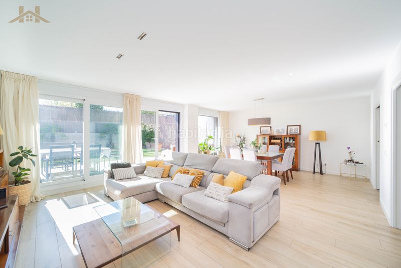 Foto f8d6674a-4b5b-47c2-99df-ebae9245054f. Chalet con riscaldamento parcheggio piscina in Cortijo sur Boadilla del Monte