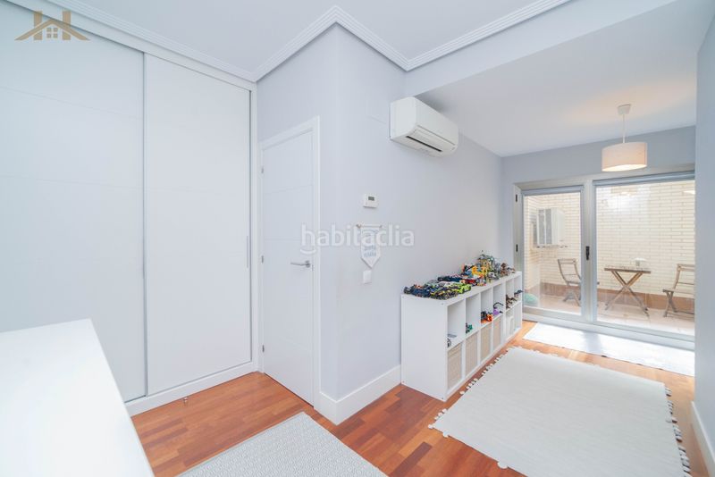 Foto 6fbb10ab-0e83-4492-b9ce-b8d66084d325. Planta baixa amb calefacció aparcament a Viñas Viejas Boadilla del Monte