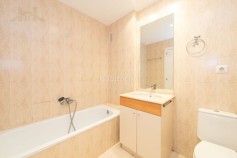 Foto 6d710459-1b6c-42e7-8b0a-d9115d9c258d. Flat with heating parking pool in Sector B Boadilla del Monte