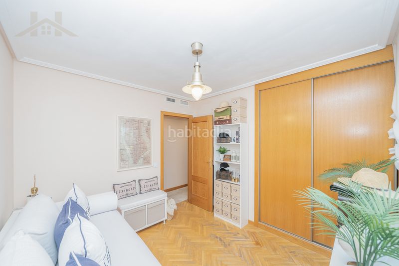 Foto 06de38e2-af5d-4964-895c-790581250479. Flat with heating pool in Sector B Boadilla del Monte