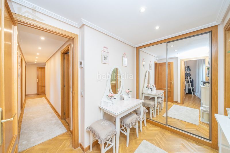 Foto a6d09ee4-70f8-4a79-8591-da0bbdf0e1ec. Flat with heating pool in Sector B Boadilla del Monte