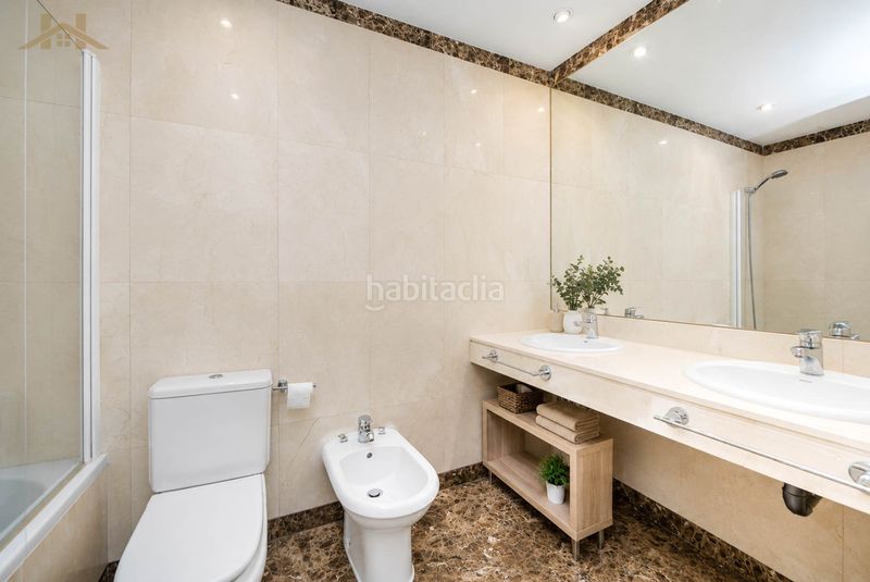 Foto 349eb8d7-b3a9-4770-94a5-0f81d3ef254a. Flat with heating parking pool in Sector B Boadilla del Monte