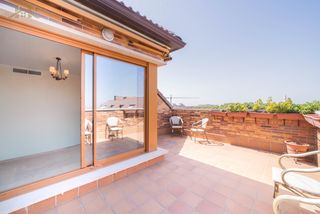 Dachwohnung  Calle alonso de ojeda. Exclusivo ático con terraza en valenoso