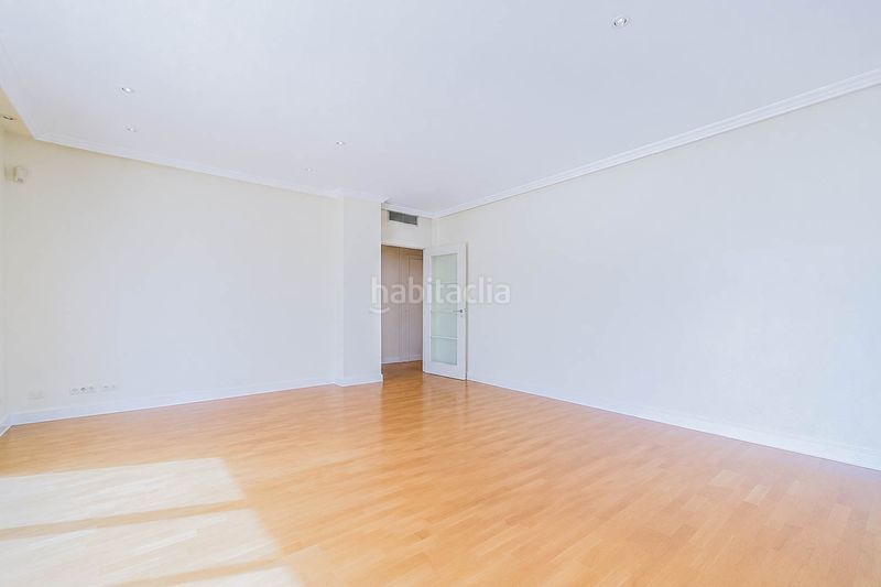 Foto 9c1e793d-e9e2-4c74-a2b7-1157dd9a029a. Flat with heating pool in Viñas Viejas Boadilla del Monte