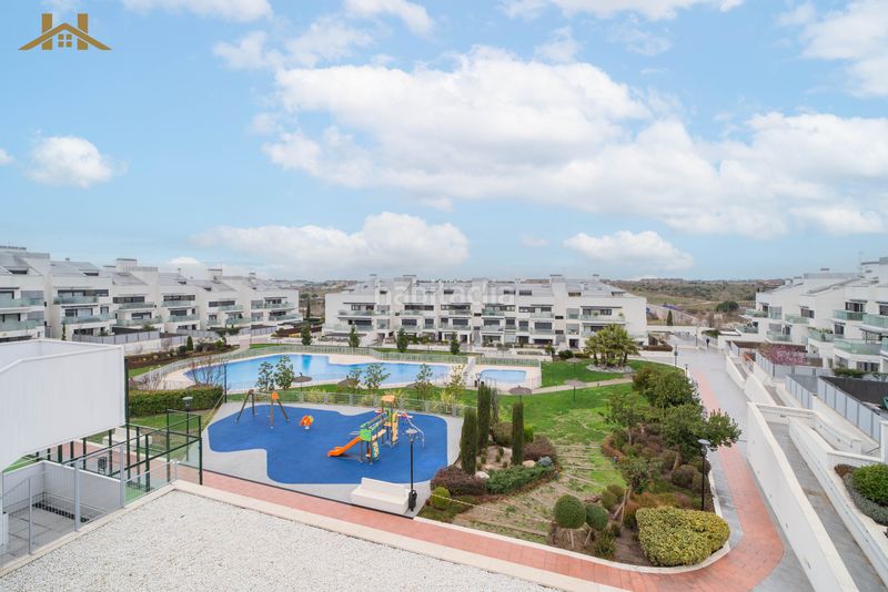 Foto 8e1fb910-9177-4073-ba79-2ef0b13ecfb8. Planta baixa amb calefacció piscina a Valdepastores-Las Encinas Boadilla del Monte