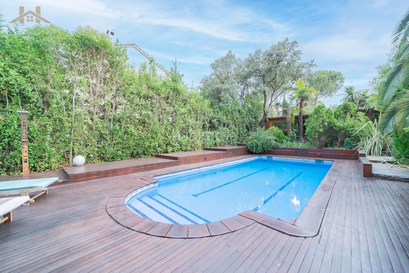 Foto 5537f9a5-6538-4548-9dd9-e7847e9d372d. Chalet magnifico chalet independiente en Parque Boadilla Boadilla del Monte