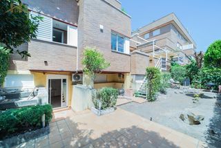 Location Duplex  Calle secundino zuazo 4. Espectacular dúplex en sector b