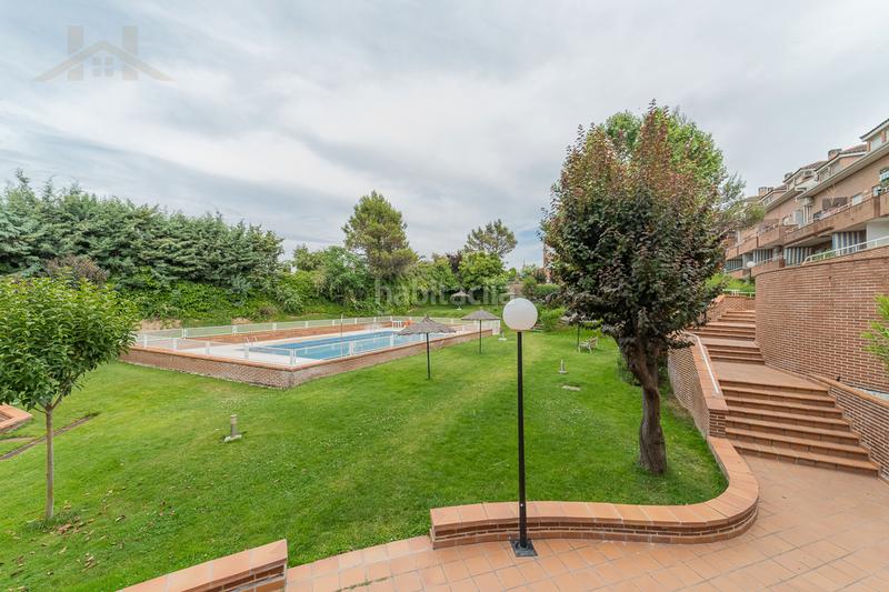 Foto 7bcff839-3e83-4cce-a279-0f6d85171b51. Dúplex  en venta en calle los haces, 9 en Sevilla la Nueva