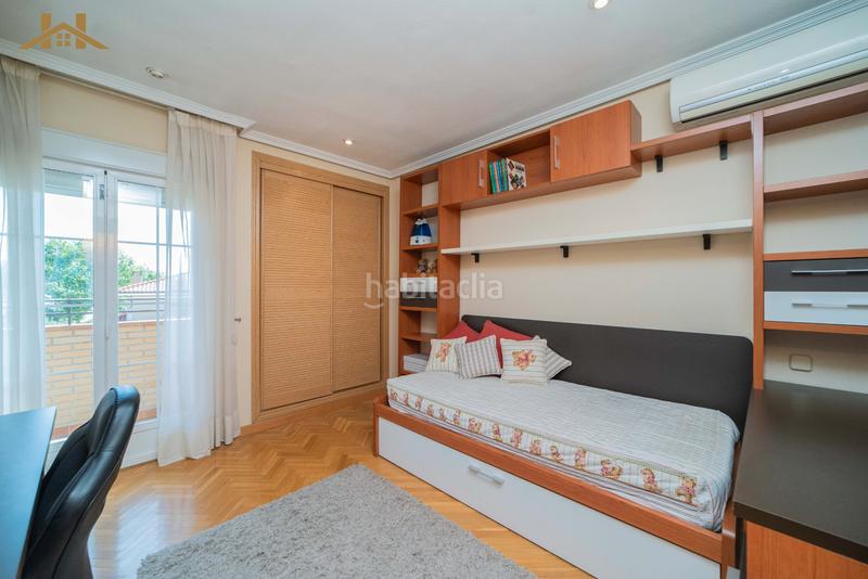 Foto 76fef131-d523-485c-a51c-ae13f3819f18. Chalet con camino riscaldamento piscina in Sevilla la Nueva