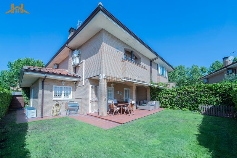 Foto 8039e887-af11-4692-a133-246e01fdd84b. Chalet con camino riscaldamento piscina in Sevilla la Nueva